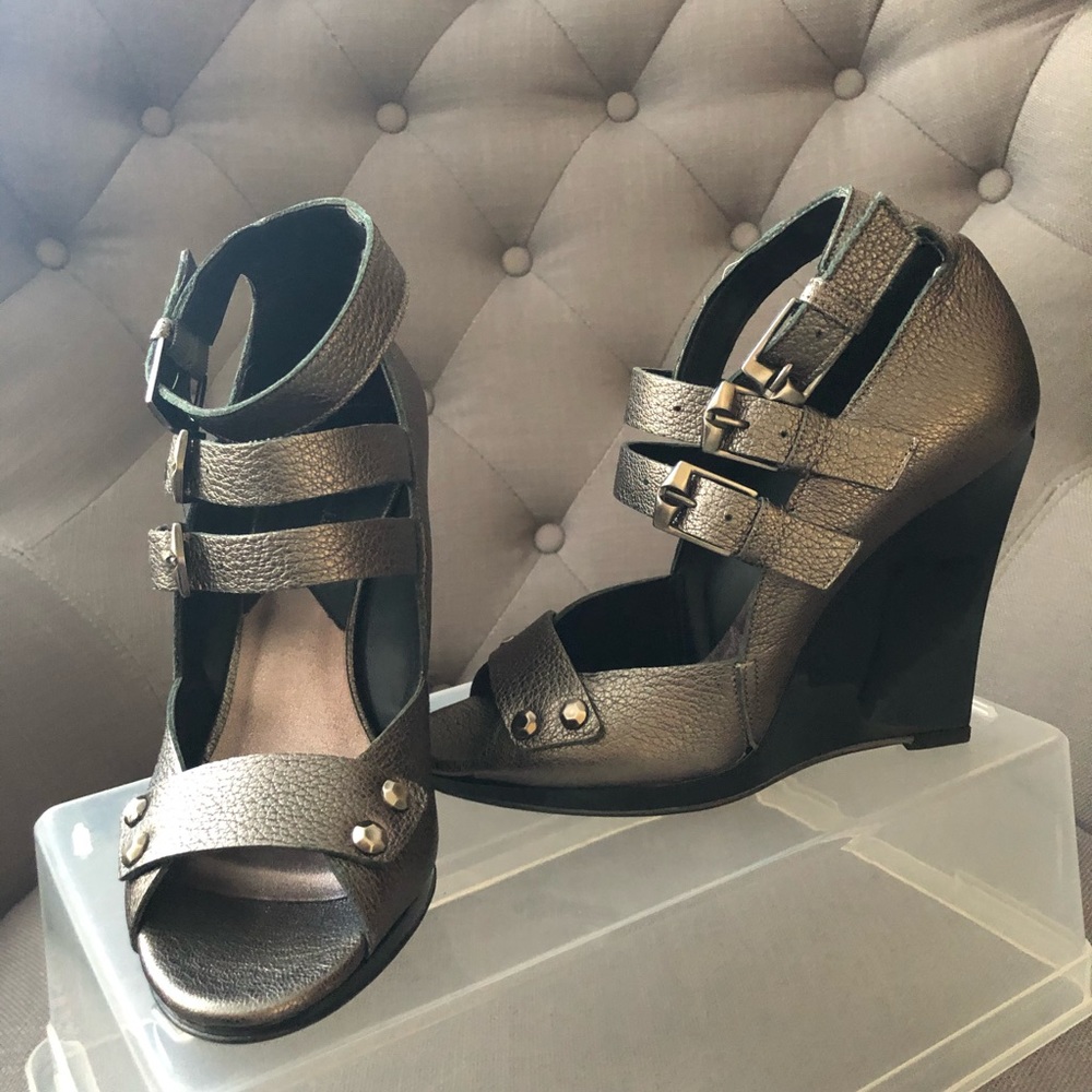 7 for All Mankind Leather wedges